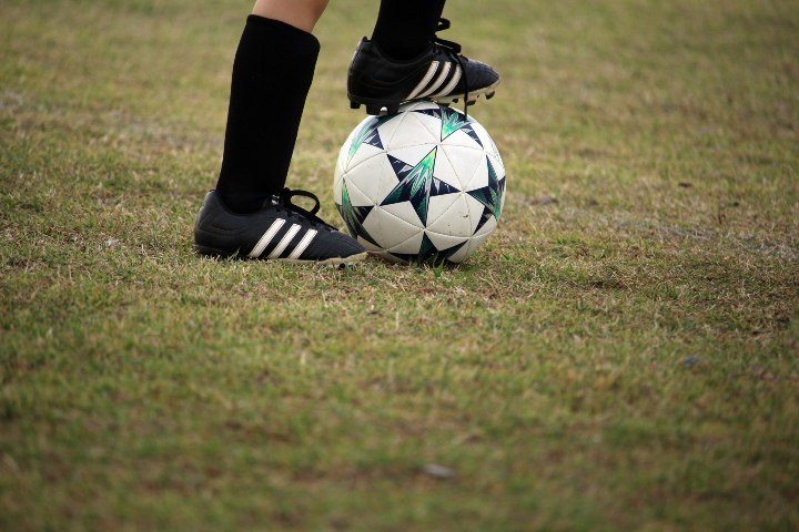 trapping a soccer ball trapping a soccer ball