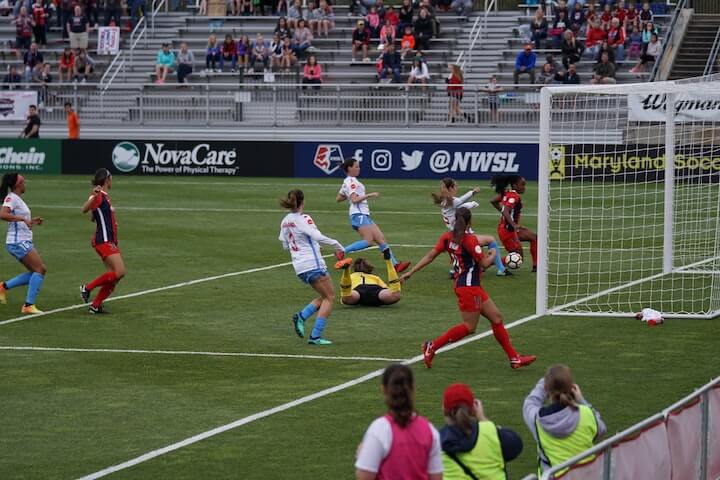 soccer-4-3-1-2-formation team-tries-to-score-a-goal-in-a-4-3-1-2-formation-during-a-soccer-match